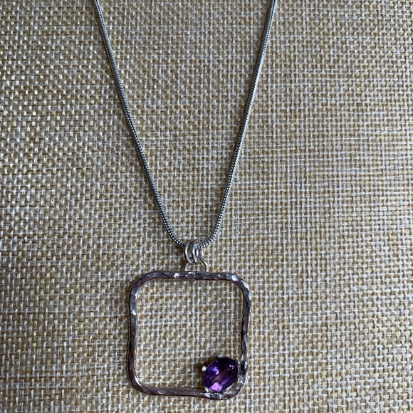 Artisan made sterling pendant with 2 carat plus amethyst stone. - Picture 6 of 11